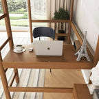 Letto a soppalco singolo Bellemave con scrivania, testiera e pediera imbottite in boucle Teddy, struttura in legno di gomma, scaletta e sponde di sicurezza, colore naturale