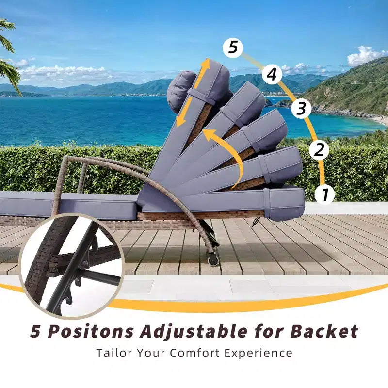 Coolmee Set di 2 Lettini Reclinabili Pieghevoli in Rattan da Esterno, Sdraio da Giardino con Schienale Regolabile in 5 Posizioni e Cuscino, Ideali per Patio e Piscina