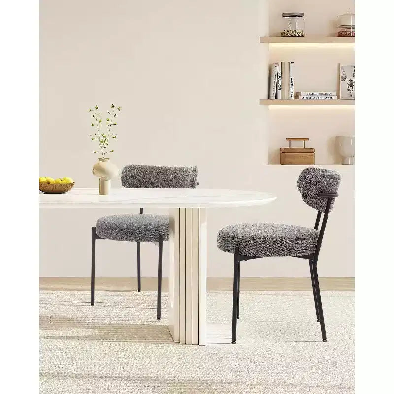 Coolmee Sedie da Pranzo Set di 2, Sedie Imbottite Mid-Century con Schienale Curvo, Gambe in Metallo Nero Carico Massimo 120 kg, Sedie da Cucina Moderne
