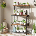 Qwatto Kitchen Bakers Rack con prese di corrente da 31,5 pollici, stazione da caffè, scaffale porta microonde a 4 ripiani con ganci a S, tavolo multiuso marrone