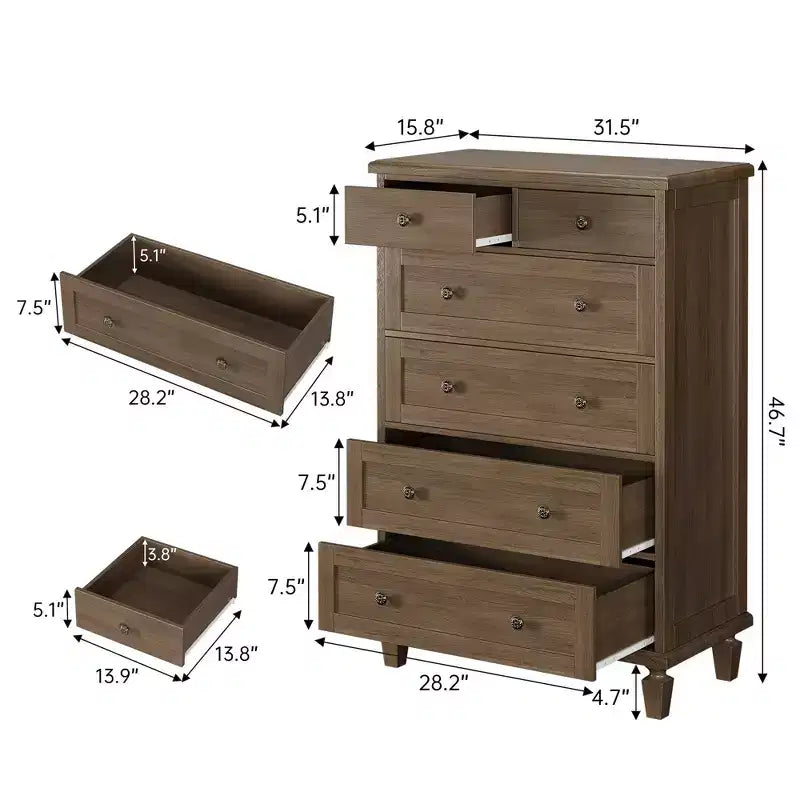 47 Comò alto con maniglie intagliate e gambe affusolate, design per la camera da letto
