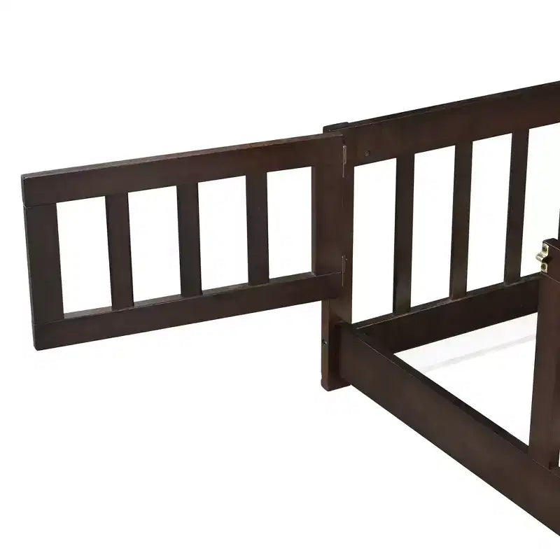 Bellemave Letto a Terra Montessori Completo con Recinzione e Porta, Struttura Bassa in Legno per Bambini con Sponde di Protezione, Legno Massello di Gomma, Facile da Montare
