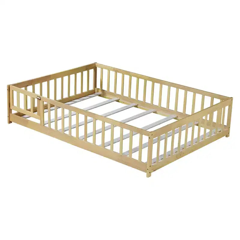 Bellemave Letto a Terra Montessori Completo con Recinzione e Porta, Struttura Bassa in Legno per Bambini con Sponde di Protezione, Legno Massello di Gomma, Facile da Montare