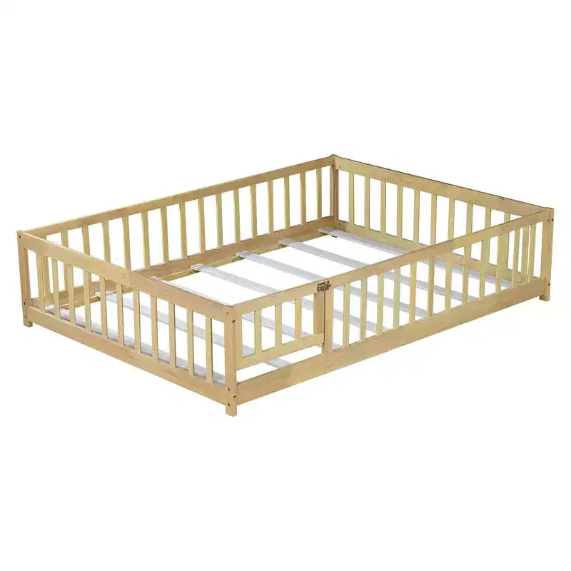Bellemave Letto a Terra Montessori Completo con Recinzione e Porta, Struttura Bassa in Legno per Bambini con Sponde di Protezione, Legno Massello di Gomma, Facile da Montare