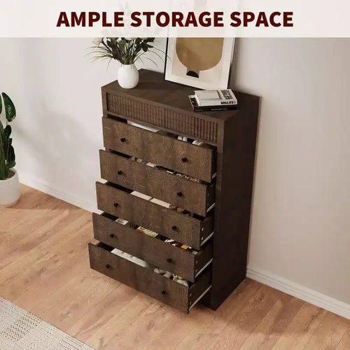 Cassettiera Alta per Camera da Letto da 31,5 W, Comò Scanalato, Mobile Contenitore Moderno in Legno con 5 Cassetti, per Stanza dei Bambini, Corridoio, Soggiorno