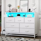 Comò a 7 cassetti, Comò in legno con luci a LED e stazione di ricarica, Cassettiera con grande capacità di archiviazione per camera da letto, soggiorno, corridoio