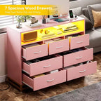Comò a 7 cassetti, Comò in legno con luci a LED e stazione di ricarica, Cassettiera con grande capacità di archiviazione per camera da letto, soggiorno, corridoio