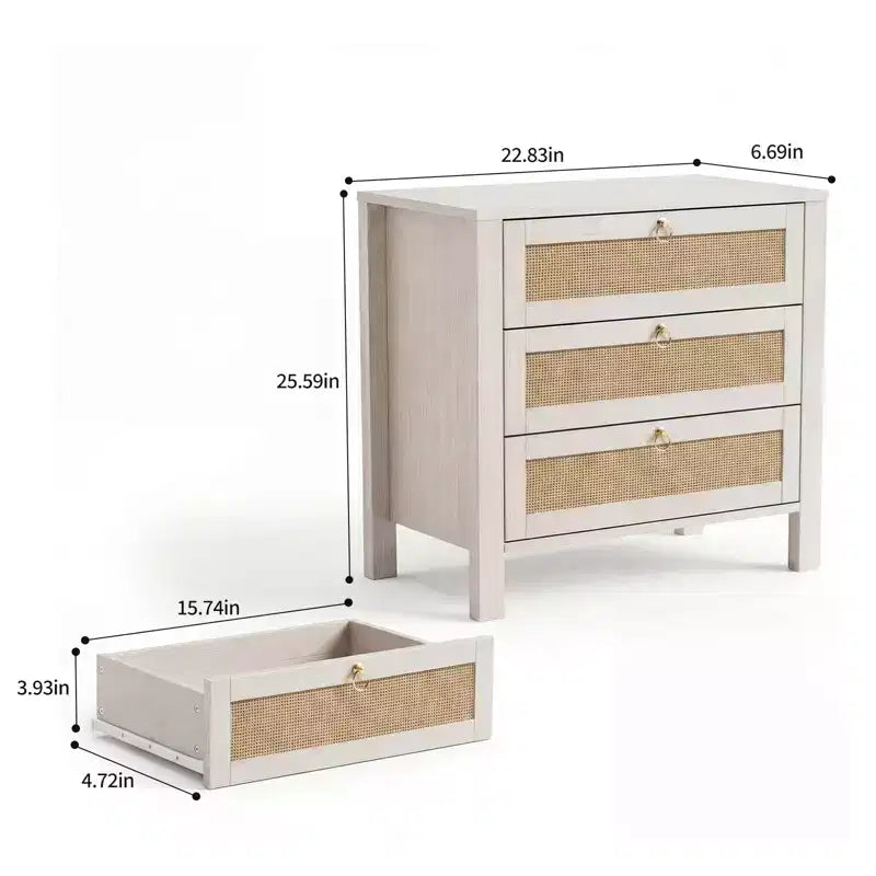 Set di 2 comodini in rattan, comodini in vimini boho a 3 cassetti con maniglie dorate, grandi comodini in legno per camera da letto e soggiorno, bianchi