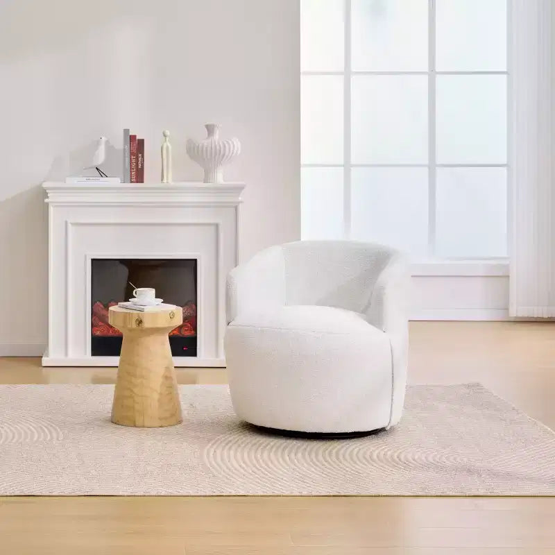 Poltrona girevole da salotto GDFStudio Almeda rivestita in tessuto Teddy con schienale ergonomico