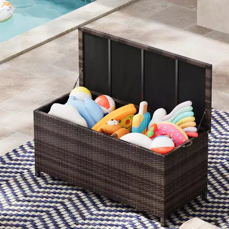 COZONY Baule Portatutto da Esterno con Ruote, Contenitore Impermeabile in Rattan PE, Grande Baule da Giardino per Patio, Bordo Piscina, Cortile