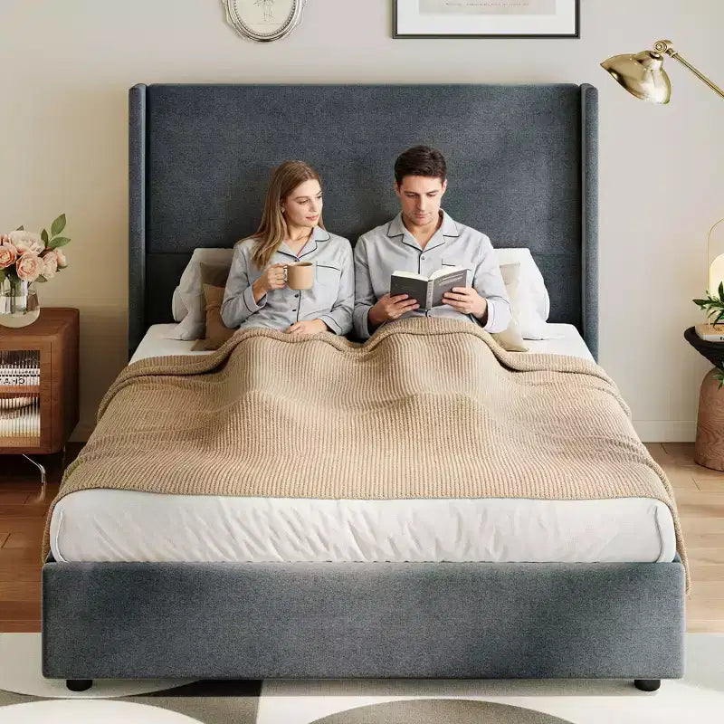 Dyonery Letto Imbottito con Testiera a Orecchie Misura Queen - Alto 141 cm, con Solide Doghe in Legno, Nessun Boxspring Necessario, Base Senza Rumore