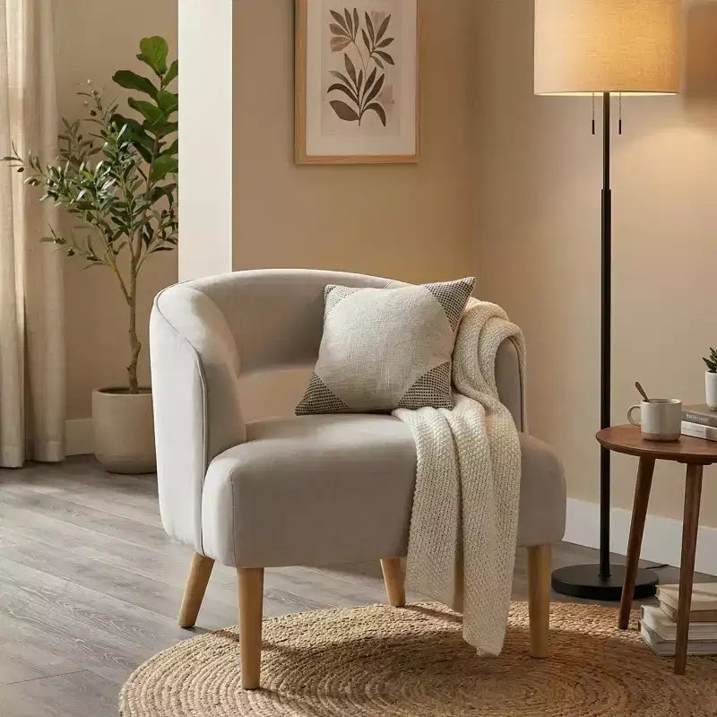 Poltrona a botte moderna imbottita in velluto GDFStudio Bennett