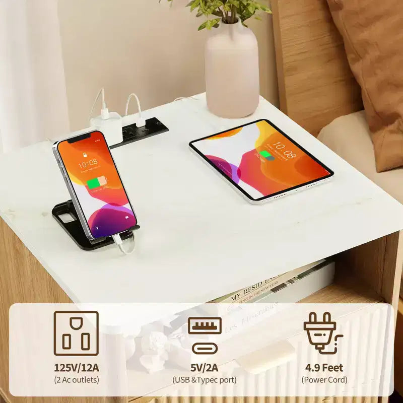 Comodino con stazione di ricarica, tavolino da letto a 2 cassetti con USB-C, prese CA, ripiano aperto e contenitore per camera da letto
