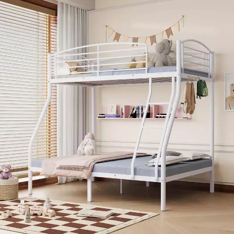 Letto a castello Twin Over Full, in metallo con scaletta e ringhiera, resistente, bordi arrotondati e lisci, design salvaspazio, ideale per dormitori e camere piccole