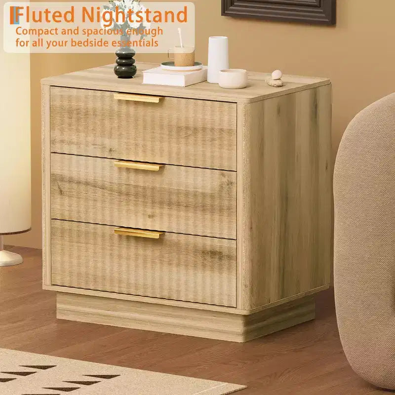 Comodino in Legno Scanalato con 3 Grandi Cassetti, Tavolino da Notte Moderno di Metà Secolo, Tavolino d'Appoggio Indipendente per Camera da Letto e Soggiorno