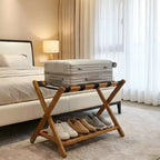 Portavaligie Pieghevole in Bambù per Camera Ospiti, Supporto Valigia con Scarpiera e Cinghie Robuste, Capacità 68 kg, Ideale per Camera da Letto/Hotel
