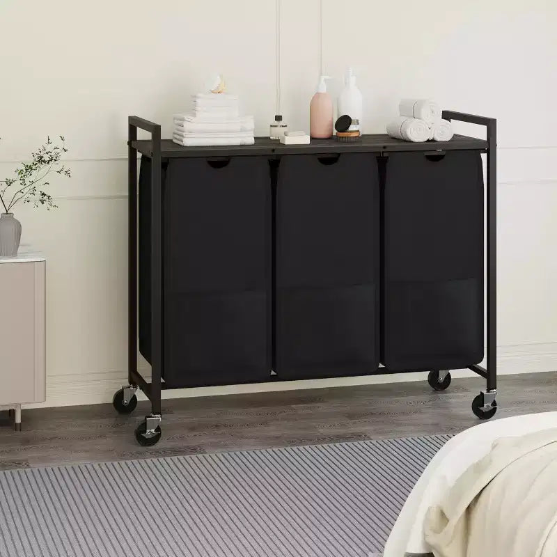 Portabiancheria con Ruote e Sacchi Rimovibili, Carrello Portabiancheria a 3 Scomparti con Ripiano per Camera da Letto Bagno Dormitorio, Cesto Portabiancheria Salvaspazio