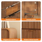Cassettiera Alta a 5 Cassetti Scanalati con Bordi Arrotondati, Comò Moderno in Legno di Noce, Mobile Contenitore Autoportante per Camera da Letto e Soggiorno