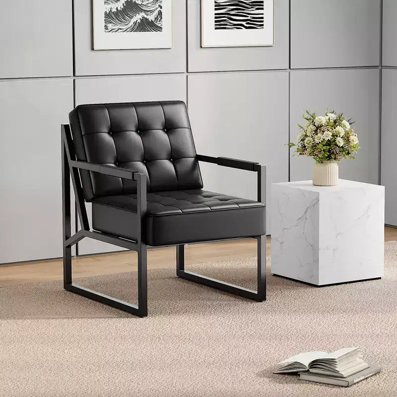 Poltrona in pelle PU, poltrona moderna di metà secolo con gambe in metallo, sedia da lettura e relax con schienale alto per soggiorno e camera da letto