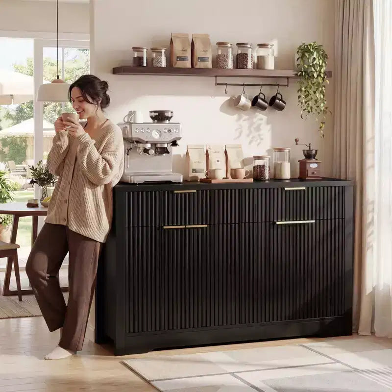 Mobile credenza moderno Besiost con anta e cassetti, tavolino da caffè da 55 con ripiani