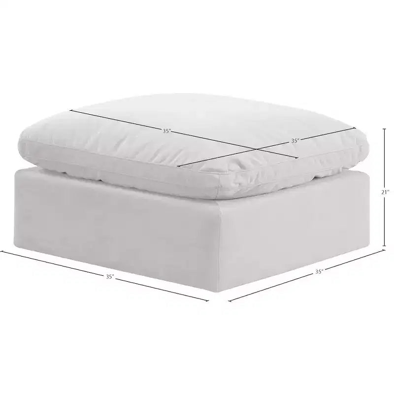 Pouf Indulge in velluto di Meridian Furniture