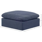Pouf Indulge in velluto di Meridian Furniture