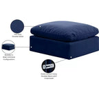 Pouf Indulge in velluto di Meridian Furniture
