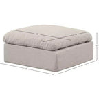 Pouf Indulge in velluto di Meridian Furniture