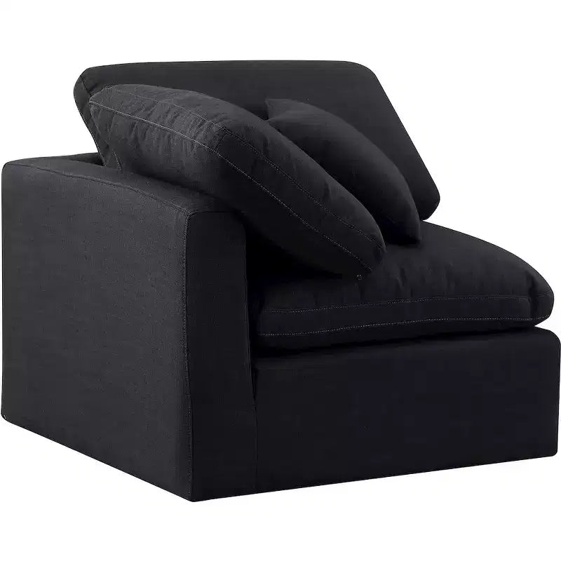 Meridian Furniture Poltrona ad angolo in tessuto testurizzato effetto lino Indulge