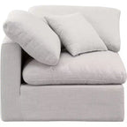 Meridian Furniture Poltrona ad angolo in tessuto testurizzato effetto lino Indulge