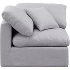 Meridian Furniture Poltrona ad angolo in tessuto testurizzato effetto lino Indulge