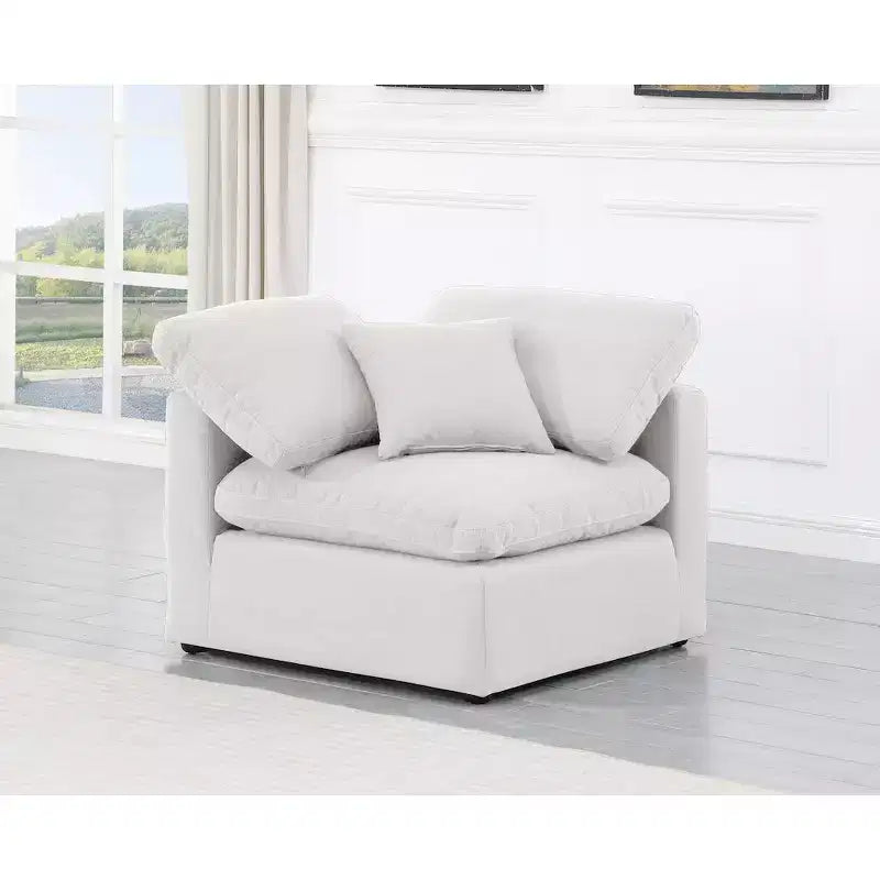 Meridian Furniture Poltrona ad angolo in tessuto testurizzato effetto lino Indulge