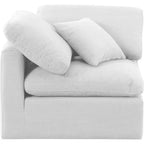 Meridian Furniture Poltrona ad angolo in tessuto testurizzato effetto lino Indulge