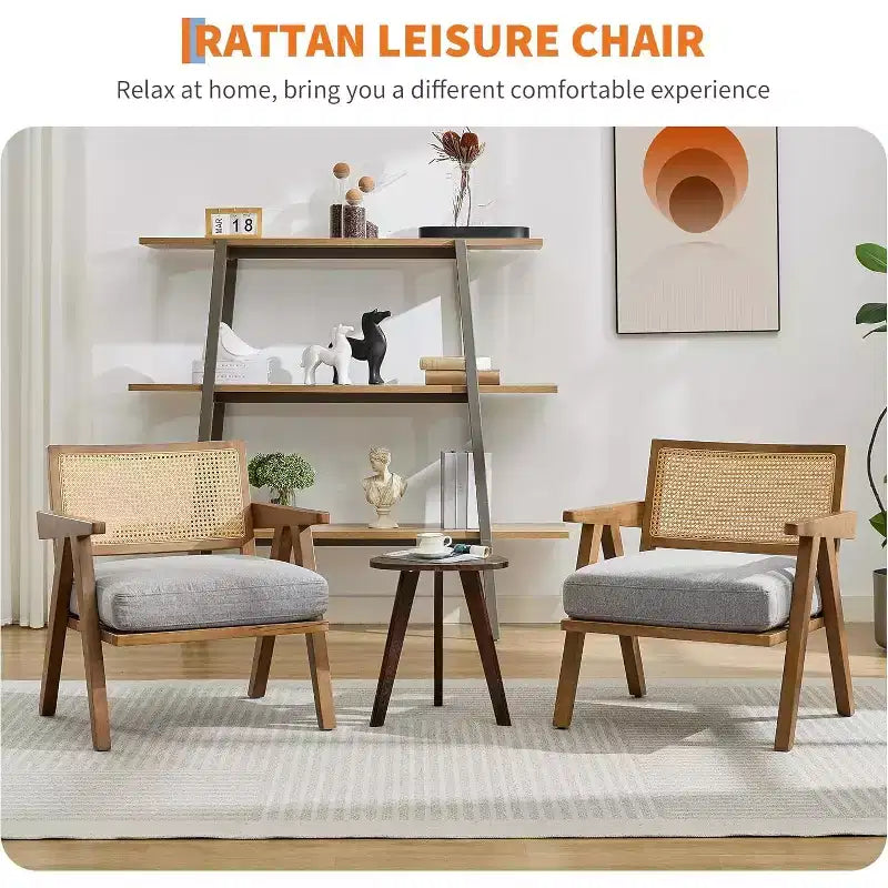 Set di 2 sedie lounge moderne GustoWave con gambe in legno, schienale in rattan e seduta imbottita