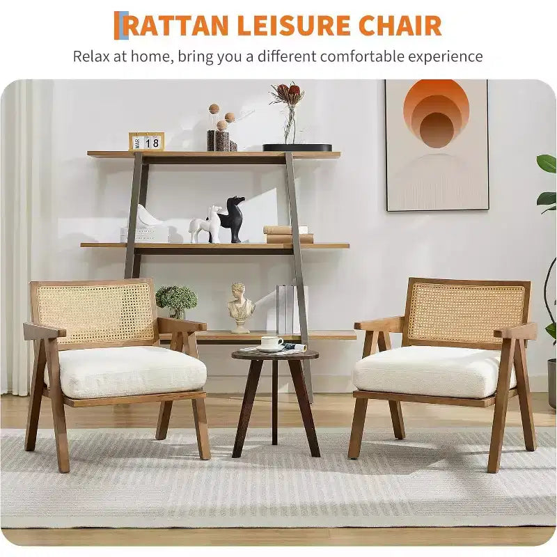 Set di 2 sedie lounge moderne GustoWave con gambe in legno, schienale in rattan e seduta imbottita