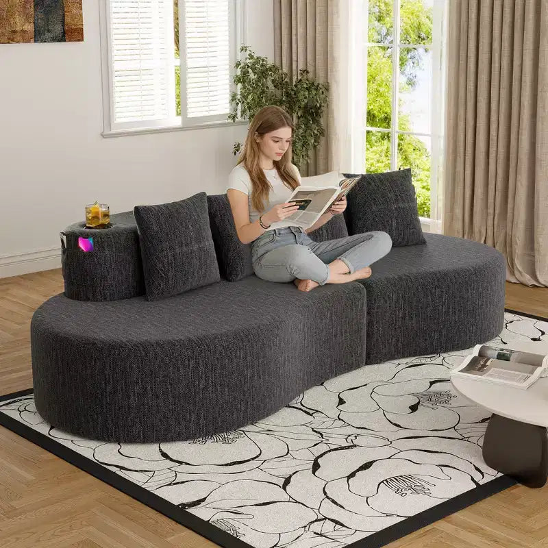 Divano modulare curvo componibile, divano a 3 posti con portabicchieri, tasca laterale e 4 cuscini per soggiorno, ufficio, appartamento - ModernLuxe