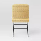 Sedia da pranzo moderna in rattan Chapin con gambe in metallo beige - Threshold™: struttura nera, design effetto rattan
