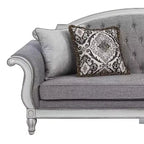 Divano Florian da 88", in tessuto grigio e finitura bianco anticato - Acme Furniture: Rivestimento in pelle, struttura in legno, include cuscino decorativo