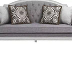 Divano Florian da 88", in tessuto grigio e finitura bianco anticato - Acme Furniture: Rivestimento in pelle, struttura in legno, include cuscino decorativo