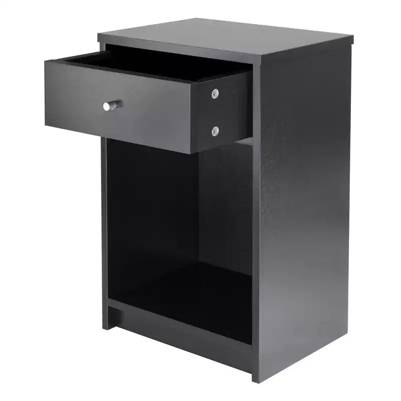 Comodino Squamish con 1 cassetto - Nero - Winsome: Comodino in legno composito, finitura laccata, ripiano contenitore