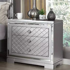 Set Letto Matrimoniale Queen Tenaya 3 Pezzi con 2 Comodini Argento/Grigio - HOMES: Inside + Out