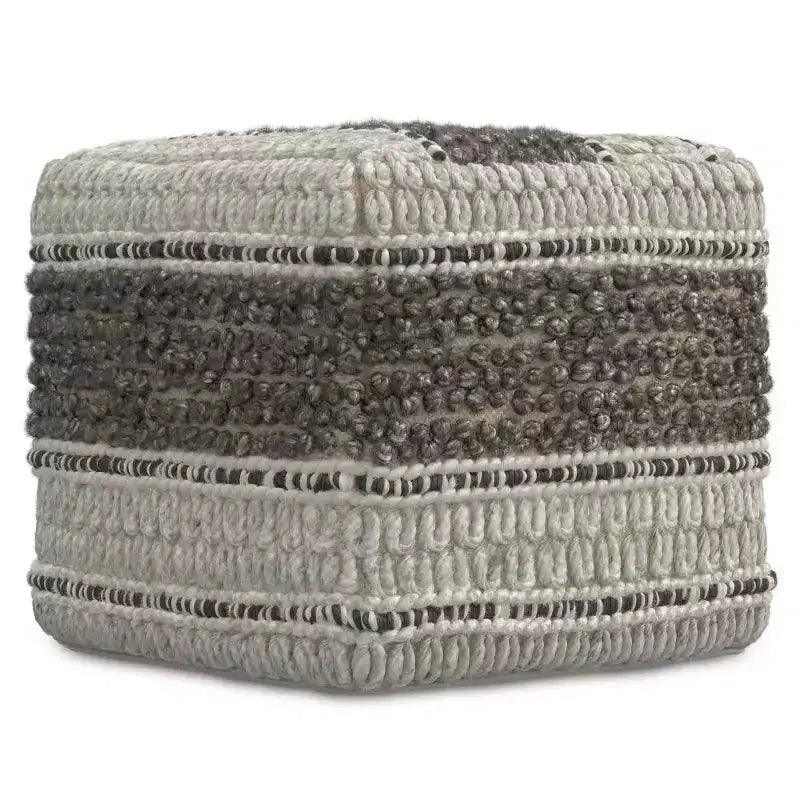 Pouf quadrato Heyfield marrone terra - WyndenHall