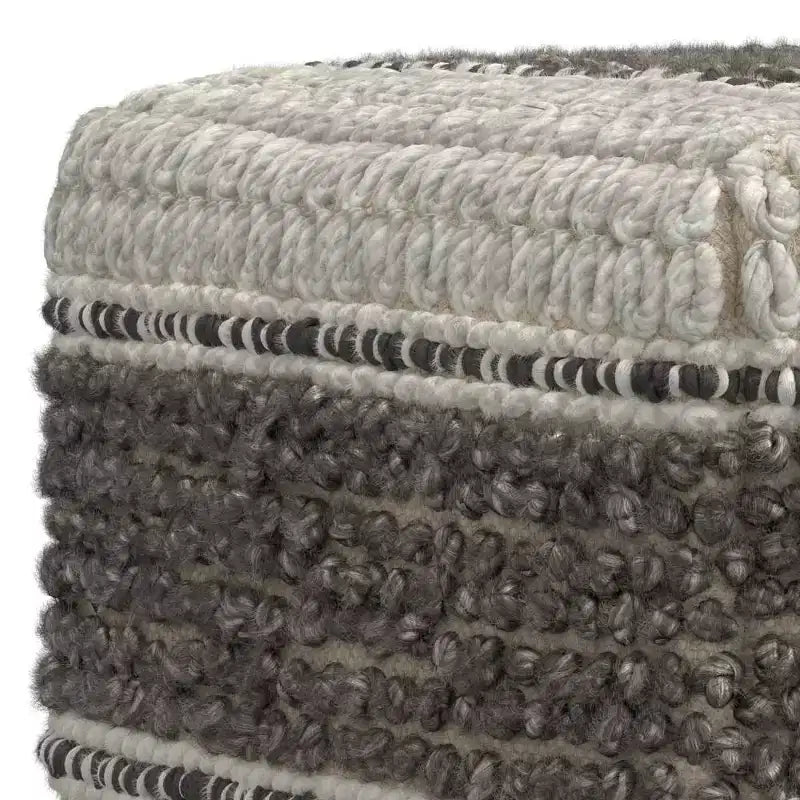 Pouf quadrato Heyfield marrone terra - WyndenHall