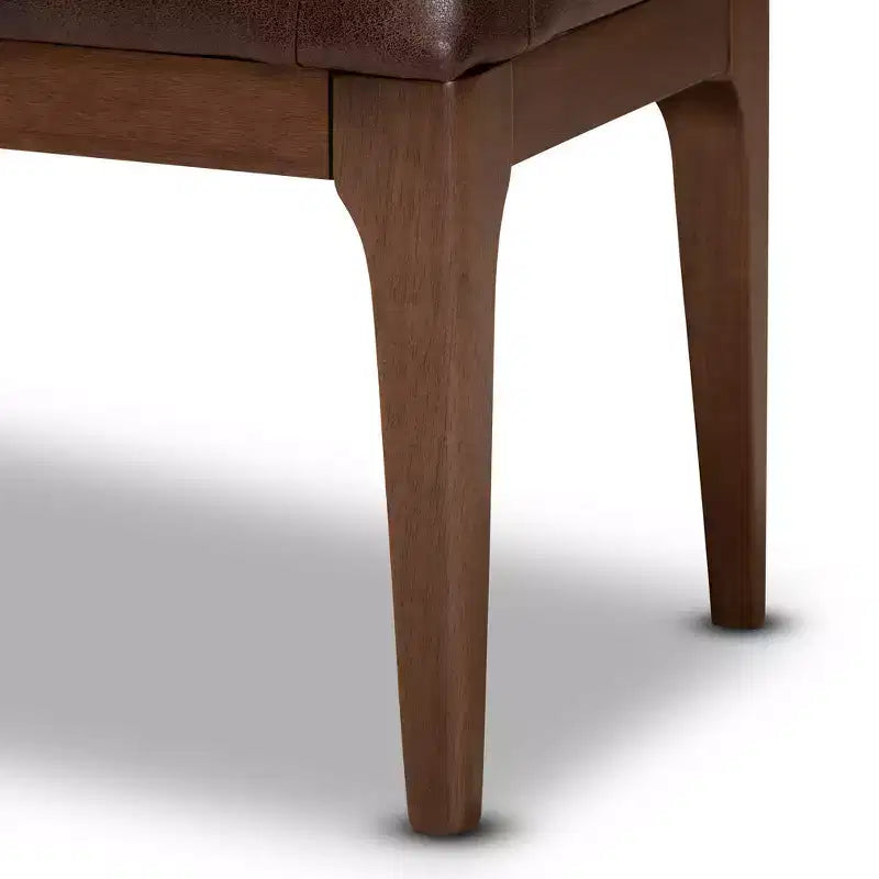 Panca contenitore Walsh in similpelle e legno, marrone scuro/noce - Baxton Studio: Elegante panca rettangolare, rivestimento in poliestere