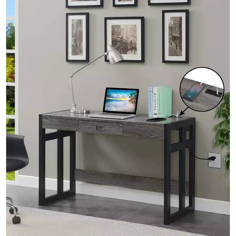 Scrivania Monterey da 47" con stazione di ricarica Grigio invecchiato/Nero - Breighton Home: Postazione di lavoro da ufficio con credenza a scaffale