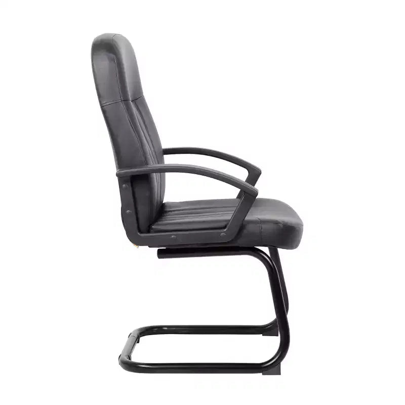 Chaise d'appoint de bureau Executive en cuir noir - Boss Office Products : Piètement en métal, Rembourrée, Accoudoirs fixes, Nettoyage des taches