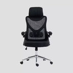 Sedia da ufficio ergonomica Techni Mobili Essential con poggiatesta e supporto lombare nera