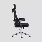 Sedia da ufficio ergonomica Techni Mobili Essential con poggiatesta e supporto lombare nera