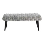 Panca da ingresso in velluto grigio Storied Home: Pouf imbottito, struttura in acacia, lunghezza 113 cm