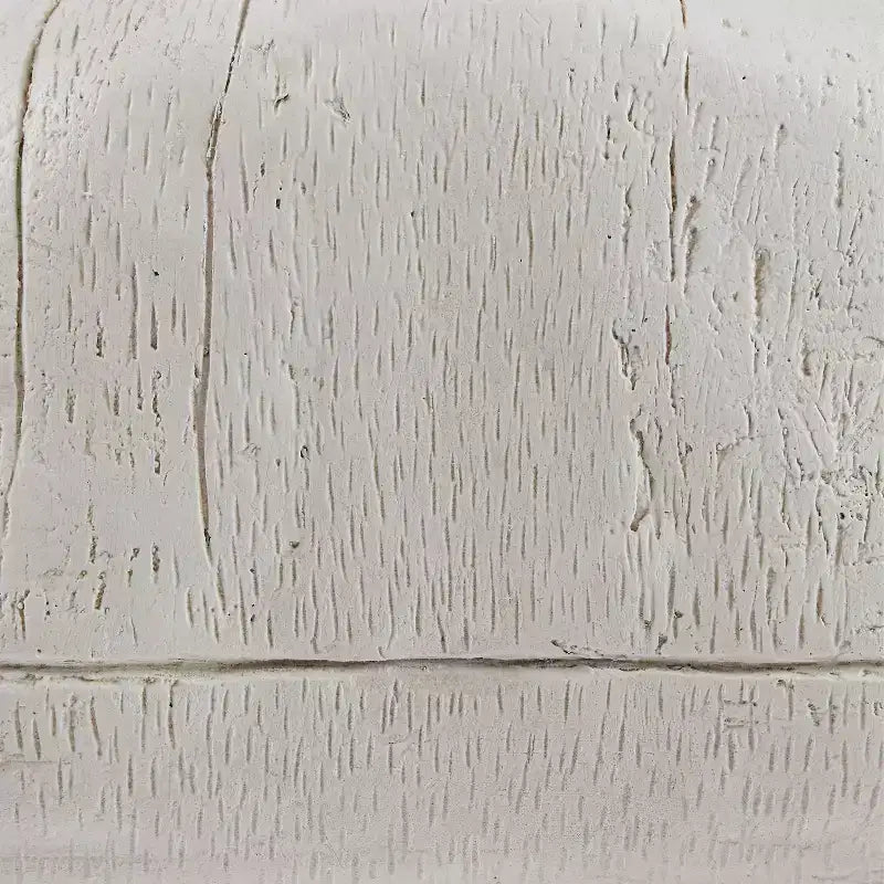 Weldon The Whale Tavolino da divano intagliato in legno e con piano in vetro con finitura Coastal White Driftwood - Linon
